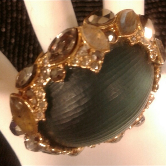 Alexis Bittar Ring - Lucite, Marq.
& Opal with crystals in gold tone setting. - Picture 5 of 8